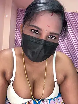 Snapshot of falooda288 chatting on April 2026 07:45:01 AM falooda288 online show from April 2026 07:45:01 AM