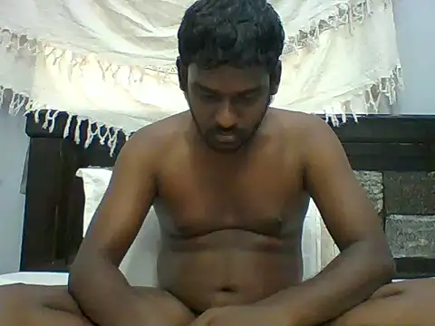 Snapshot of Slavebottombdsm09 chatting on April 2026 06:17:02 AM Slavebottombdsm09 online show from April 2026 06:17:02 AM