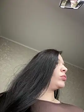 Snapshot of HellMoor chatting on September 2025 11:04:01 AM HellMoor online show from September 2025 11:04:01 AM