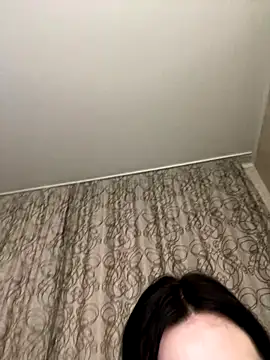 Snapshot of HellMoor chatting on October 2025 05:39:02 AM HellMoor online show from October 2025 05:39:02 AM