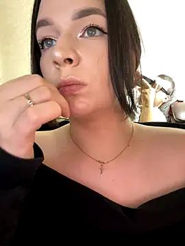 Snapshot of HellMoor chatting on October 2025 04:51:01 PM HellMoor online show from October 2025 04:51:01 PM