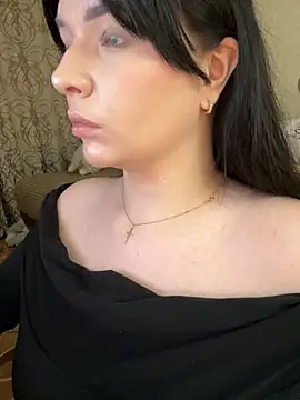 Snapshot of HellMoor chatting on November 2025 09:08:01 PM HellMoor online show from November 2025 09:08:01 PM