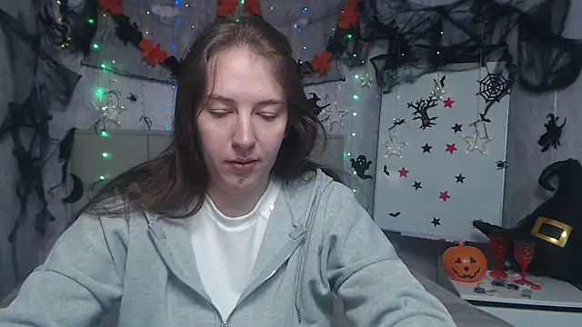 KaleyReed online show from October 2025 05:19:01 AM