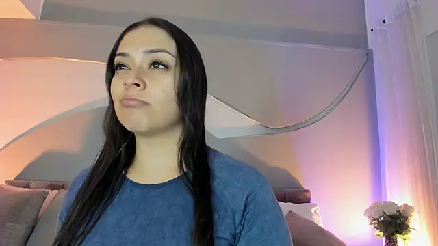 Nicolle W online show from February 2026 11:50:01 AM