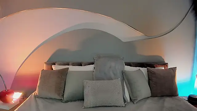 Snapshot of Nicolle_W chatting on July 2026 11:49:01 AM Nicolle W online show from July 2026 11:49:01 AM