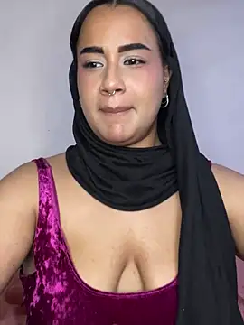 Maryam yamal online show from February 2025 09:33:01 PM