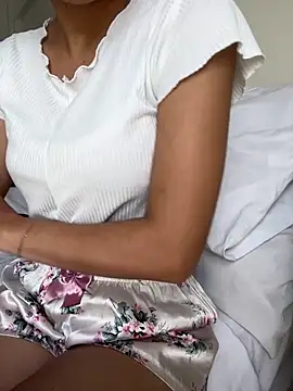 DulceMya6 online show from March 2026 03:17:01 PM