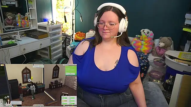 Snapshot of Geeky_Kitten chatting on October 2025 10:56:02 PM Geeky Kitten online show from October 2025 10:56:02 PM