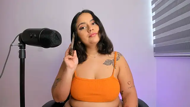 Snapshot of susy_angel chatting on April 2026 09:27:01 PM susy angel online show from April 2026 09:27:01 PM