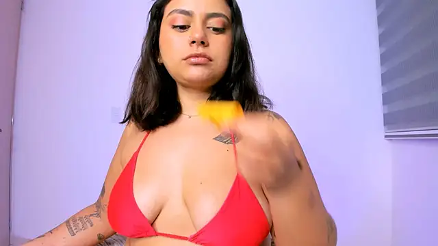 Snapshot of susy_angel chatting on April 2026 11:50:01 PM susy angel online show from April 2026 11:50:01 PM