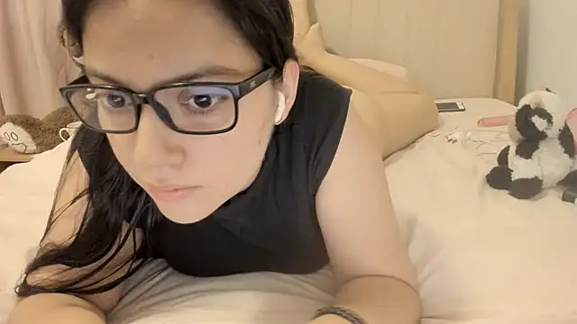 roniewester online show from October 2025 10:51:02 PM