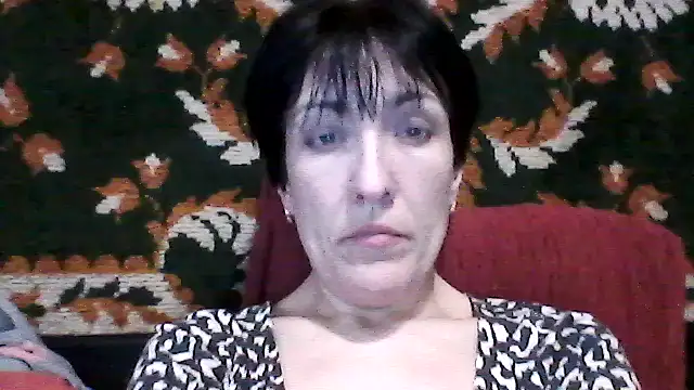 SunnyAmorre online show from December 2025 10:00:02 AM