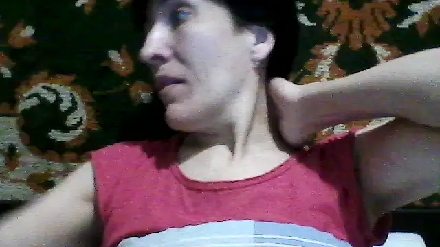 SunnyAmorre online show from April 2026 08:09:01 PM