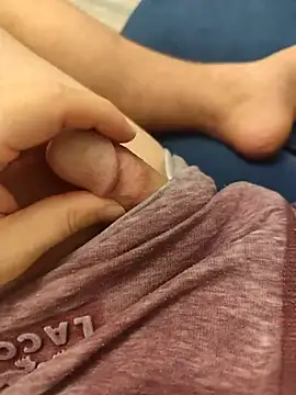 Snapshot of barocket3 chatting on February 2026 09:37:02 PM barocket3 online show from February 2026 09:37:02 PM