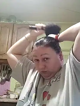 Snapshot of Rini333 chatting on January 2025 01:22:01 PM Rini333 online show from January 2025 01:22:01 PM