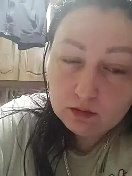 Snapshot of Rini333 chatting on January 2025 09:08:02 PM Rini333 online show from January 2025 09:08:02 PM