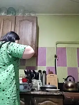 Snapshot of Rini333 chatting on January 2025 05:46:01 PM Rini333 online show from January 2025 05:46:01 PM