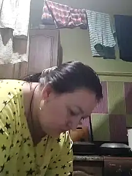 Snapshot of Rini333 chatting on September 2025 05:34:02 PM Rini333 online show from September 2025 05:34:02 PM