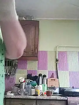 Snapshot of Rini333 chatting on November 2025 08:13:02 AM Rini333 online show from November 2025 08:13:02 AM