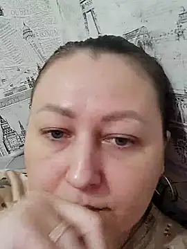 Snapshot of Rini333 chatting on November 2025 11:27:01 AM Rini333 online show from November 2025 11:27:01 AM