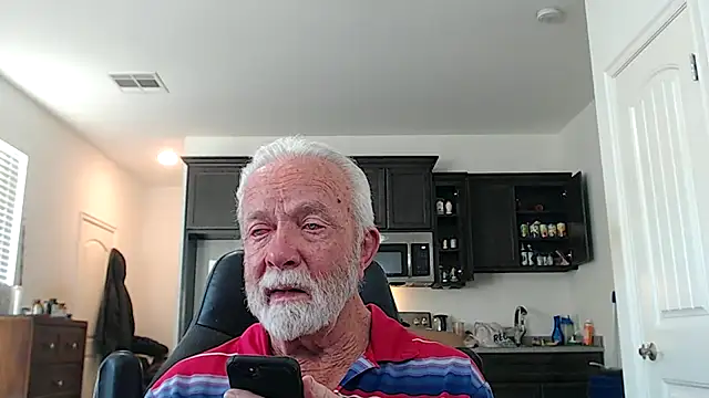 Snapshot of rockpoint69 chatting on February 2026 11:01:01 PM rockpoint69 online show from February 2026 11:01:01 PM