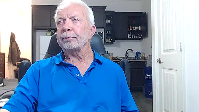 Snapshot of rockpoint69 chatting on February 2026 01:51:01 AM rockpoint69 online show from February 2026 01:51:01 AM