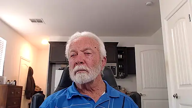 Snapshot of rockpoint69 chatting on April 2026 10:54:02 PM rockpoint69 online show from April 2026 10:54:02 PM