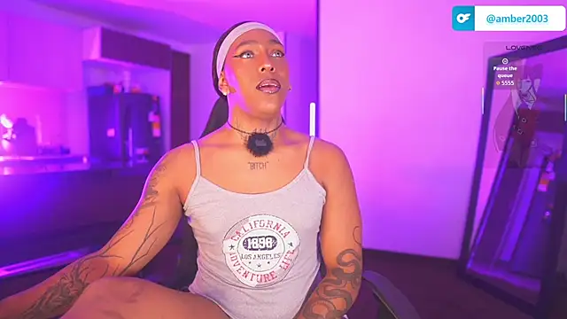 Snapshot of AmberRaus chatting on April 2026 11:14:02 AM AmberRaus online show from April 2026 11:14:02 AM