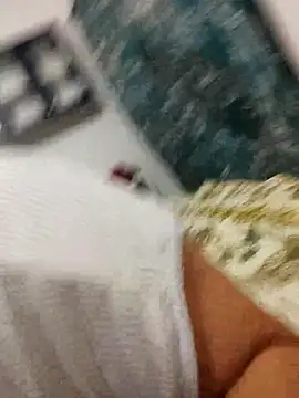 Snapshot of Srishtijain51 chatting on February 2025 08:24:01 PM Srishtijain51 online show from February 2025 08:24:01 PM