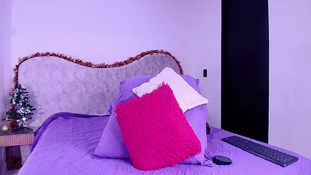 shelsyloreds online show from December 2025 12:01:02 PM