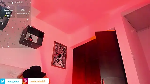 Sharon smiith online show from October 2025 12:19:02 AM