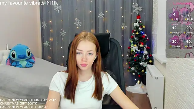 Hot Mia  online show from January 2025 05:55:01 PM