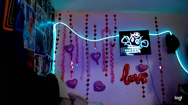 Snapshot of JINX_26 chatting on April 2026 01:06:01 AM JINX 26 online show from April 2026 01:06:01 AM