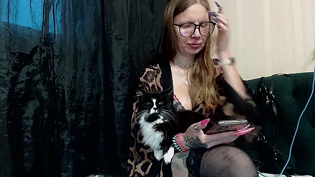 alexandra zaryanova online show from November 2025 01:00:01 PM