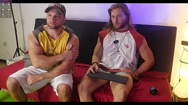 michaelbradleu online show from September 2025 08:03:01 PM