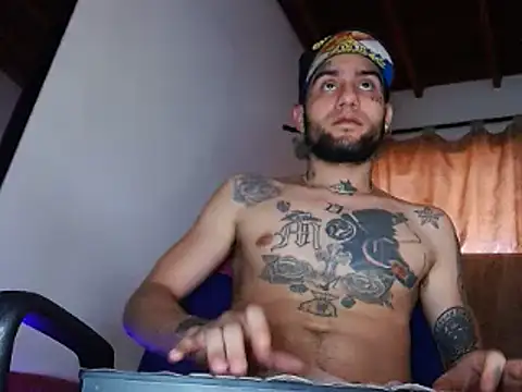 Christian Stiven1 online show from January 2025 10:34:01 PM