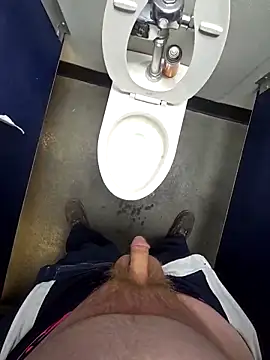 Snapshot of WhiteMeat069 chatting on February 2025 06:24:01 AM WhiteMeat069 online show from February 2025 06:24:01 AM