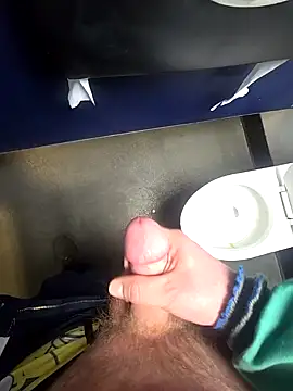 Snapshot of WhiteMeat069 chatting on February 2025 05:09:02 AM WhiteMeat069 online show from February 2025 05:09:02 AM