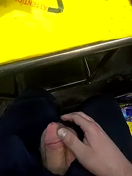 Snapshot of WhiteMeat069 chatting on March 2025 04:15:02 AM WhiteMeat069 online show from March 2025 04:15:02 AM