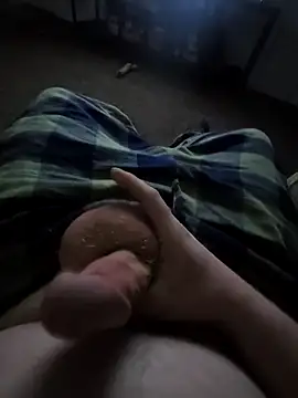 Snapshot of WhiteMeat069 chatting on March 2025 05:27:02 AM WhiteMeat069 online show from March 2025 05:27:02 AM