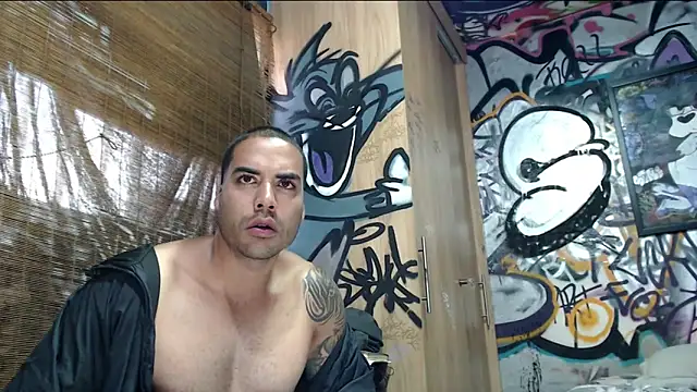 Snapshot of Justin_Frank chatting on April 2026 03:57:01 PM Justin Frank online show from April 2026 03:57:01 PM