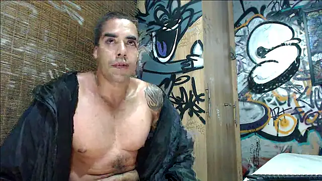 Snapshot of Justin_Frank chatting on August 2026 01:08:01 AM Justin Frank online show from August 2026 01:08:01 AM