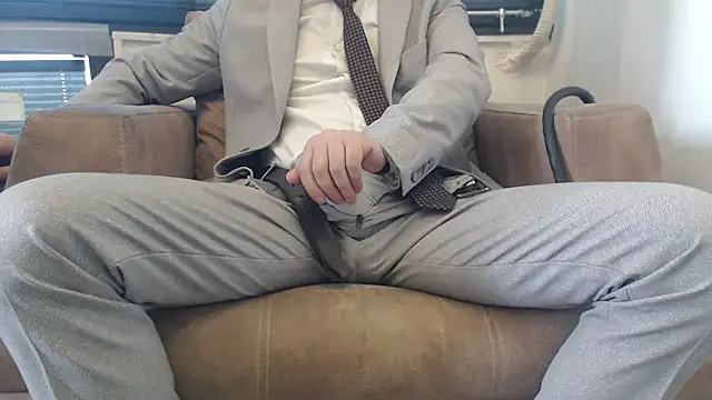 Snapshot of masterxmonster chatting on March 2025 09:10:02 AM masterxmonster online show from March 2025 09:10:02 AM