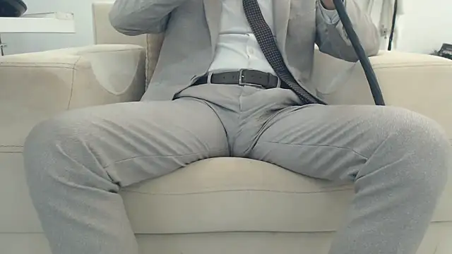 Snapshot of masterxmonster chatting on November 2025 03:52:02 AM masterxmonster online show from November 2025 03:52:02 AM