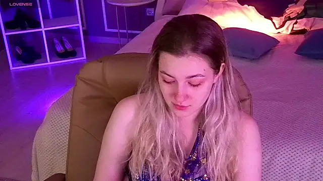 Snapshot of elinanortas chatting on September 2025 01:11:01 AM elinanortas online show from September 2025 01:11:01 AM