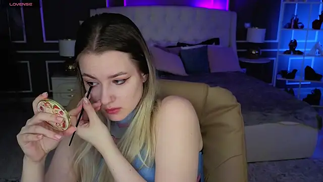 Snapshot of elinanortas chatting on October 2025 01:09:02 AM elinanortas online show from October 2025 01:09:02 AM