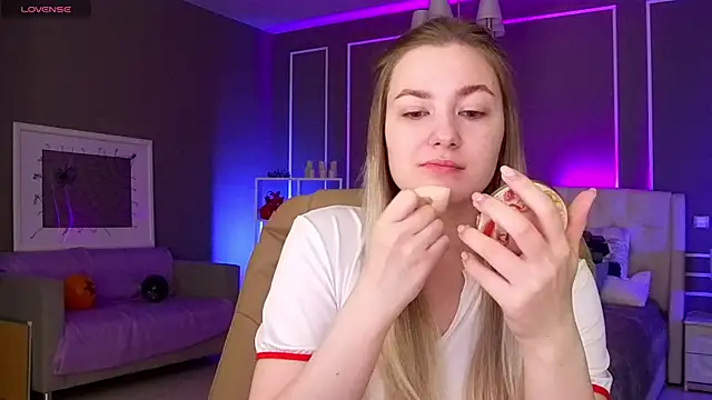 Snapshot of elinanortas chatting on October 2025 01:07:02 AM elinanortas online show from October 2025 01:07:02 AM