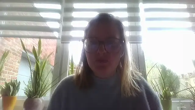 Snapshot of LiquidLeonie chatting on March 2026 03:23:02 PM LiquidLeonie online show from March 2026 03:23:02 PM