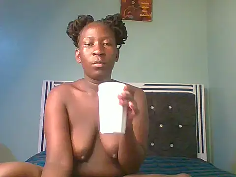 blackcuteebony online show from October 2025 07:45:02 PM