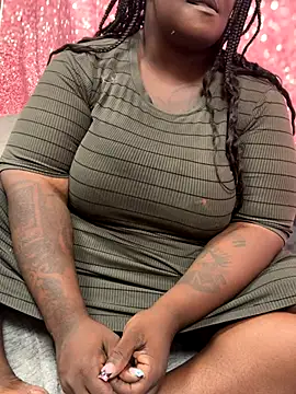 bbwkandi94 online show from October 2025 05:24:02 PM